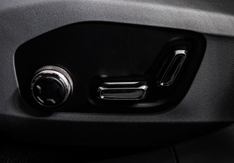 Подержанный автомобиль Zeekr 001 2023 года (21 фото)