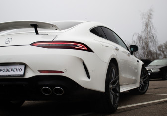 Подержанный автомобиль Mercedes-Benz AMG GT Liftback 2019 года (35 фото)