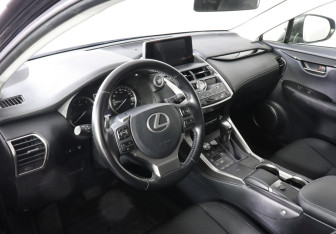 Подержанный автомобиль Lexus NX 2019 года (9 фото)