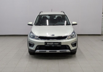 Подержанный автомобиль Kia Rio Hatchback 2020 года (25 фото)