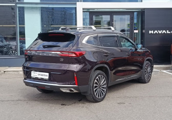 Подержанный автомобиль Exeed TXL 2022 года (5 фото)