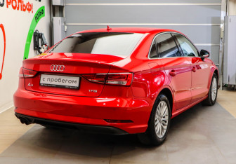 Подержанный автомобиль Audi A3 Sedan 2018 года (4 фото)