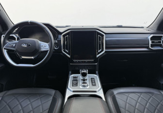 Подержанный автомобиль JAC T9 2024 года (13 фото)