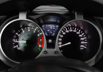 Подержанный автомобиль Nissan Juke 2018 года (12 фото)