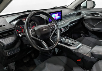 Подержанный автомобиль Haval Jolion 2022 года (13 фото)