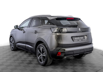 Подержанный автомобиль Peugeot 3008 2021 года (7 фото)