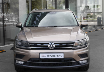 Подержанный автомобиль Volkswagen Tiguan 2017 года (2 фото)