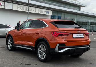 Подержанный автомобиль Audi Q3 Sportback 2021 года (7 фото)