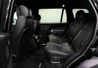 Подержанный автомобиль Land Rover Range Rover 2015 года (10 фото)
