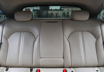 Подержанный автомобиль Audi A7 2016 года (10 фото)