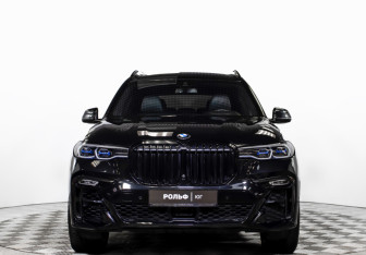 Подержанный автомобиль BMW X7 2020 года (2 фото)