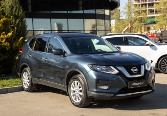 Подержанный автомобиль Nissan X-Trail 2020 года (2 фото)