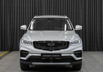 Подержанный автомобиль Geely Atlas Pro 2022 года (2 фото)