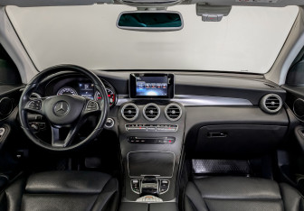 Подержанный автомобиль Mercedes-Benz GLC Coupe 2017 года (14 фото)