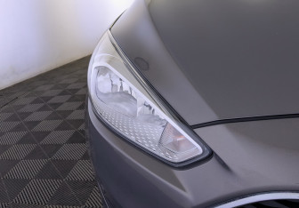 Подержанный автомобиль Ford Focus Sedan 2015 года (17 фото)