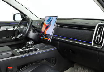 Подержанный автомобиль Jaecoo J7 2023 года (9 фото)