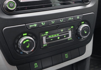 Подержанный автомобиль Skoda Yeti 2016 года (14 фото)