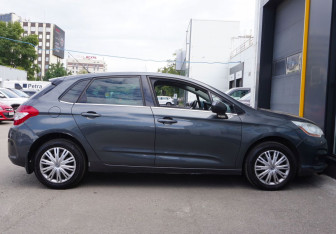 Подержанный автомобиль Citroen C4 Hatchback 2012 года (4 фото)
