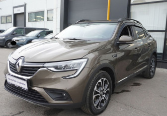 Подержанный автомобиль Renault Arkana 2019 года (1 фото)