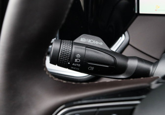 Подержанный автомобиль Geely Monjaro 2026 года (33 фото)