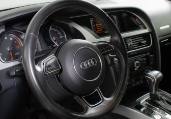 Подержанный автомобиль Audi A5 Liftback 2015 года (13 фото)