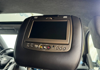 Подержанный автомобиль Cadillac Escalade Suv 2015 года (15 фото)