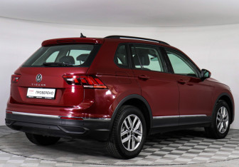 Подержанный автомобиль Volkswagen Tiguan 2021 года (5 фото)