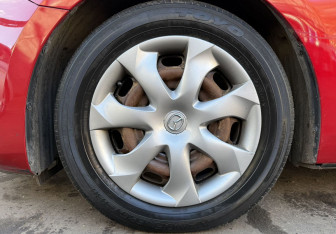 Подержанный автомобиль Mazda 3 Sedan 2013 года (9 фото)