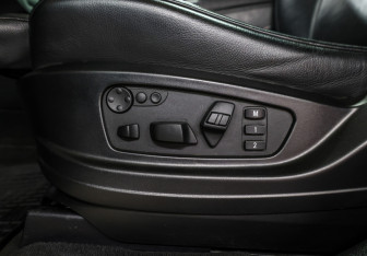 Подержанный автомобиль BMW X6 M 2012 года (23 фото)