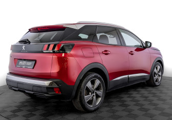 Подержанный автомобиль Peugeot 3008 2018 года (5 фото)