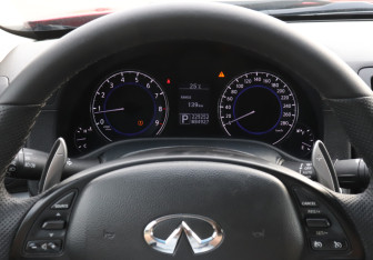 Подержанный автомобиль Infiniti G Sedan 2010 года (11 фото)