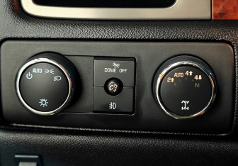 Подержанный автомобиль Chevrolet Tahoe 2013 года (19 фото)