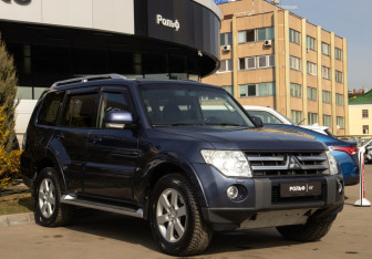 Подержанный автомобиль Mitsubishi Pajero 2007 года (2 фото)