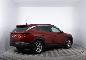 Подержанный автомобиль Hyundai Tucson 2021 года (4 фото)