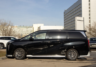 Подержанный автомобиль GAC M8 2024 года (7 фото)