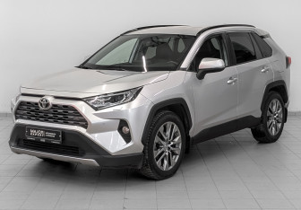 Подержанный автомобиль Toyota RAV4 2021 года (1 фото)
