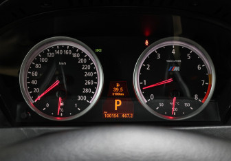 Подержанный автомобиль BMW X6 M 2013 года (14 фото)