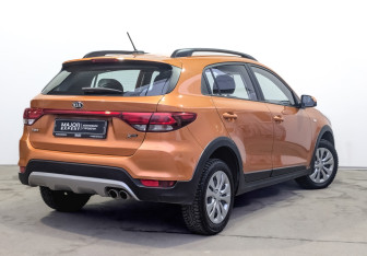 Подержанный автомобиль Kia Rio Hatchback 2019 года (5 фото)