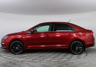 Подержанный автомобиль Skoda Rapid Liftback 2020 года (8 фото)