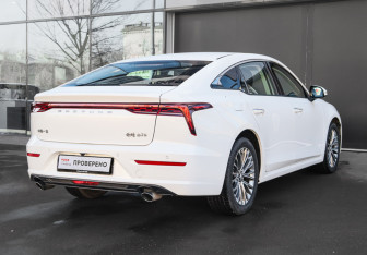 Подержанный автомобиль FAW Bestune B70 2023 года (4 фото)