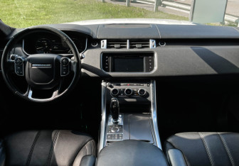Подержанный автомобиль Land Rover Range Rover Sport 2016 года (12 фото)