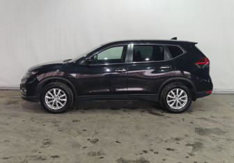 Подержанный автомобиль Nissan X-Trail 2019 года (7 фото)