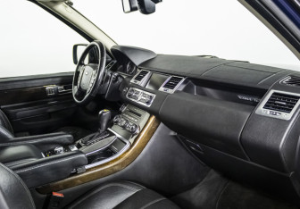 Подержанный автомобиль Land Rover Range Rover Sport 2010 года (9 фото)