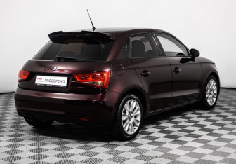 Подержанный автомобиль Audi A1 2012 года (5 фото)