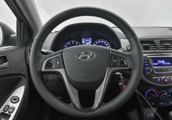 Подержанный автомобиль Hyundai Solaris Sedan 2015 года (6 фото)