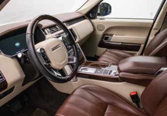 Подержанный автомобиль Land Rover Range Rover 2013 года (10 фото)
