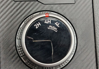 Новый Mitsubishi L200 2025 (12 фото)