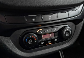 Подержанный автомобиль LADA (ВАЗ) Vesta Sedan 2017 года (21 фото)