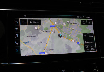 Подержанный автомобиль Audi Q8 2020 года (23 фото)