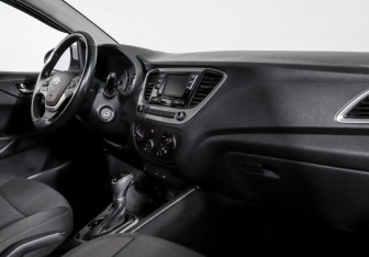 Подержанный автомобиль Hyundai Solaris Sedan 2018 года (9 фото)